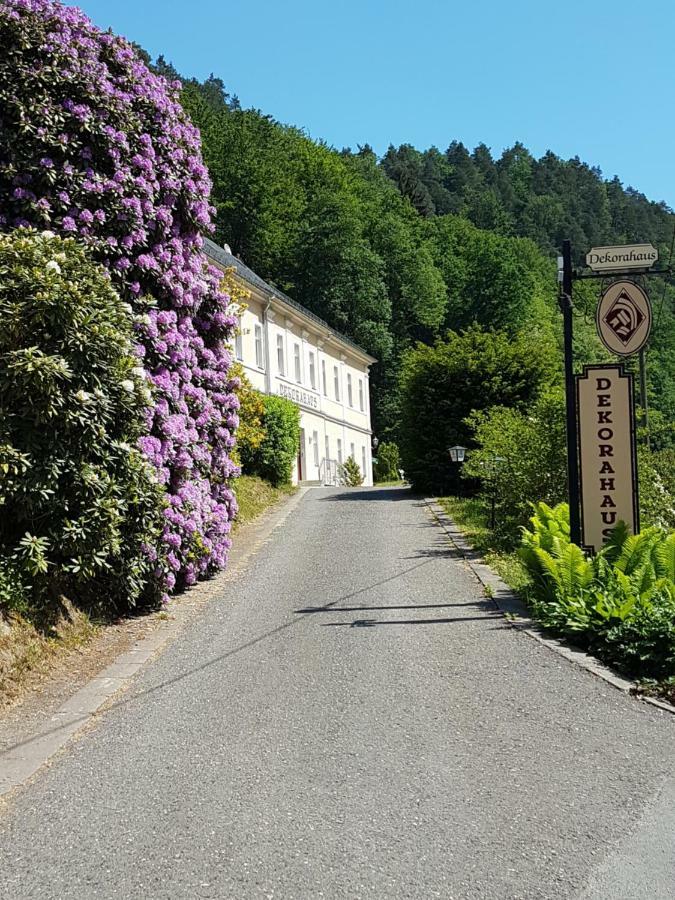 Hotel Garni Dekorahaus 바트샨다우 외부 사진